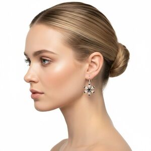 Silver Sterling Sliver‎ Snowflake Earrings with Cubic Zirconia 8095